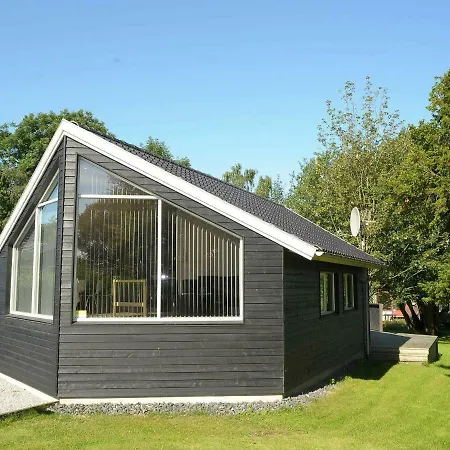 Three-bedroom Holiday In Børkop 7